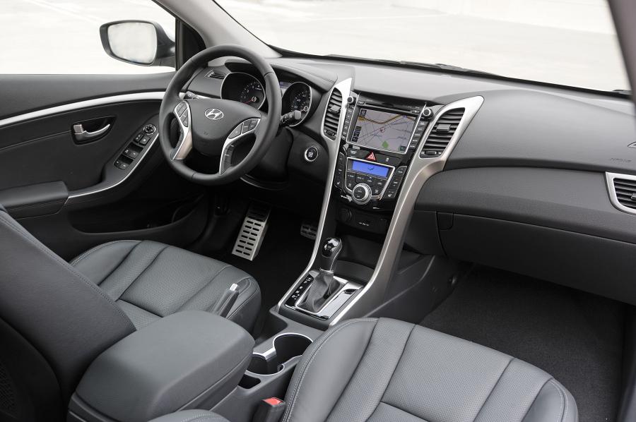  Hyundai Elantra GT 2012 года  (фото 36 из 151)